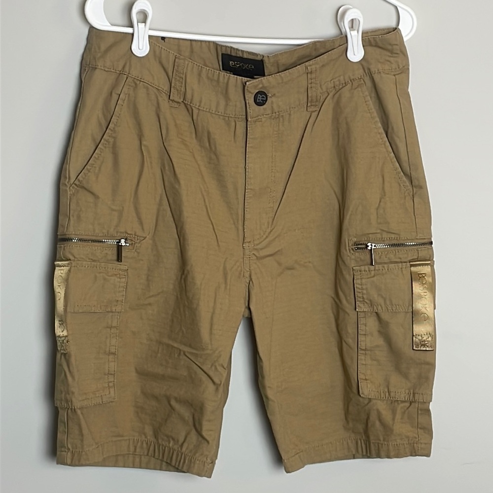 BeSpoke Men’s Khaki Cargo Shorts- button & Zip fly- size 32